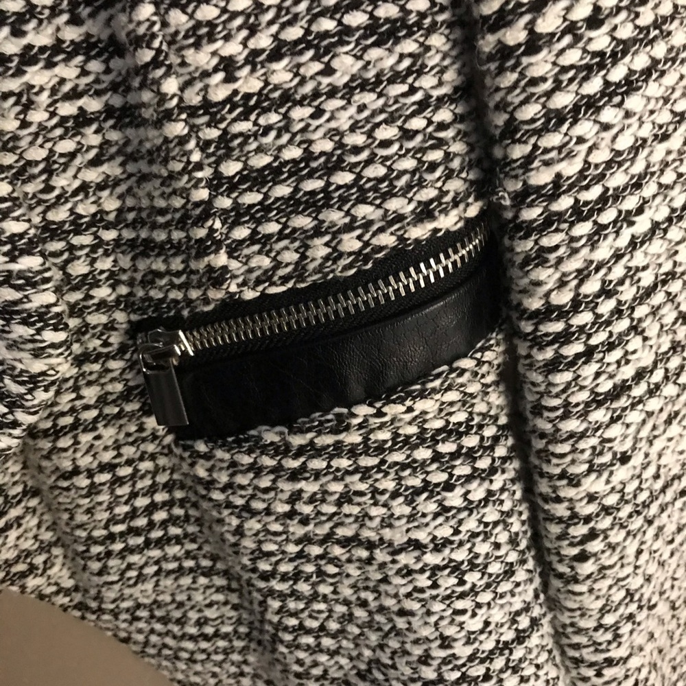 Jacket - Picture 4 of 5